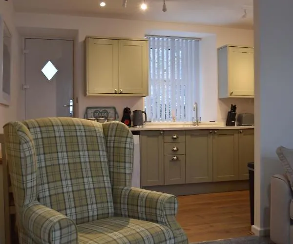 Bobtail By Woodland Park *