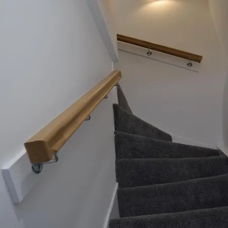 Bobtail By Woodland Park *