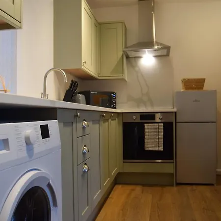 Bobtail By Woodland Park * Staveley (Cumbria)